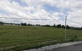 Lynn Homestay Seri Iskandar